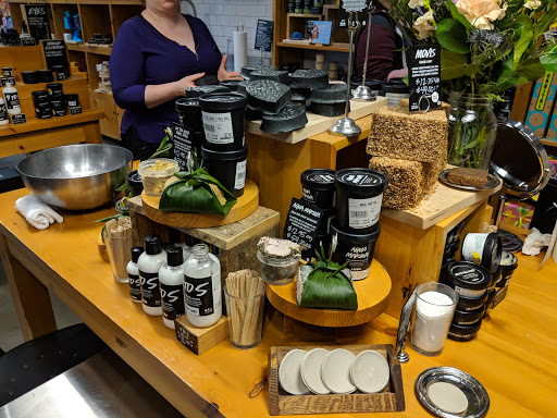 Cosmetics Store «Lush», reviews and photos, 311 Daniel Webster Hwy, Nashua, NH 03060, USA