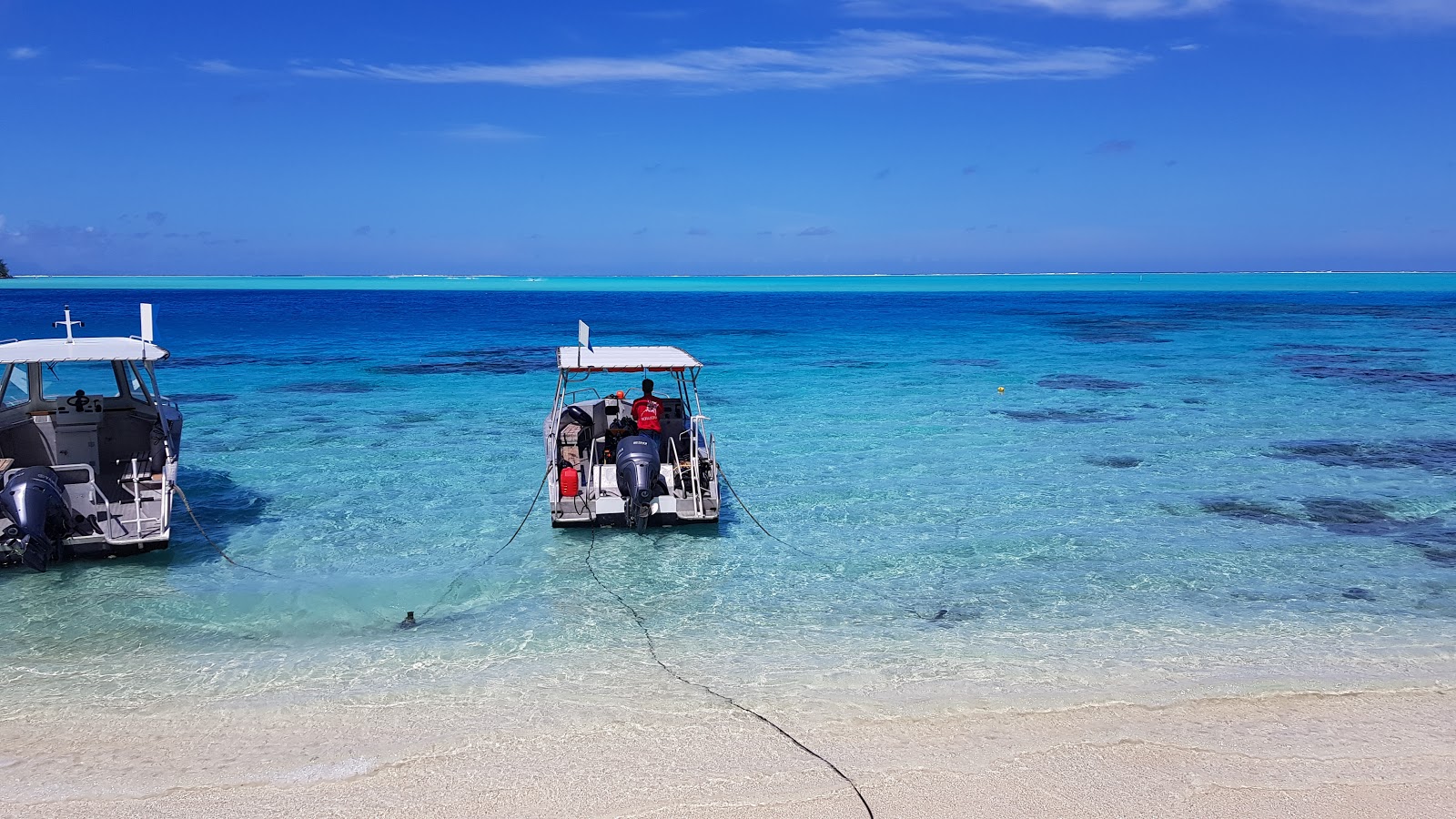 Plage Matira'in fotoğrafı düz ve uzun ile birlikte