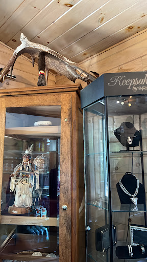 Poospatuck Smoke Shop, 207 Poospatuck Ln, Mastic, NY 11950, USA, 