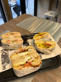 Sandwich au poulet du Restauration rapide BAGELSTEIN • Bagels & Coffee shop à Paris - n°7
