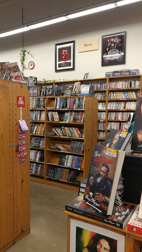 Book Store «Half Price Books», reviews and photos, 2226 S Randall Rd, Algonquin, IL 60102, USA