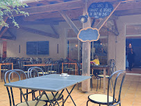 Atmosphère du Restaurant Le Poulpe Du Lac à Sainte-Croix-Volvestre - n°2