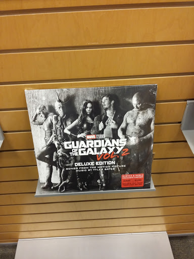 Book Store «Barnes & Noble», reviews and photos, 1 Levee Way, Newport, KY 41071, USA