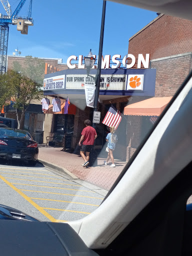 Sportswear Store «Tiger Sports Shop (Downtown)», reviews and photos, 364 College Ave, Clemson, SC 29631, USA