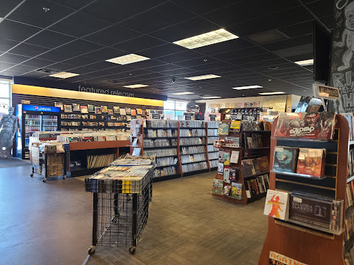 Record Store «Bull Moose», reviews and photos, 219 Waterman Dr, South Portland, ME 04106, USA