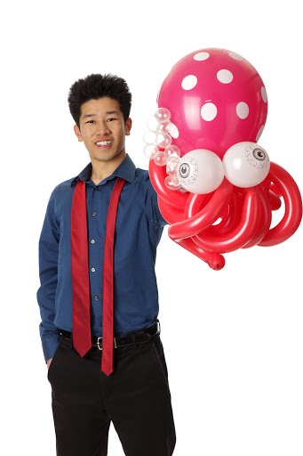Balloon artist Daly City