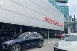 Centro Porsche Milano Nord image