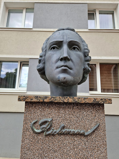 Georg W. Richmann monument