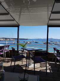 Atmosphère du Restaurant Via Mare à L'Île-Rousse - n°18