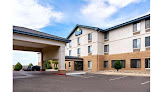 Days Inn & Suites by Wyndham Denver International Airport