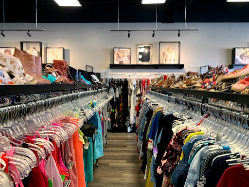 Used Clothing Store «Clothes Mentor», reviews and photos, 2551 45th St S # 113, Fargo, ND 58104, USA
