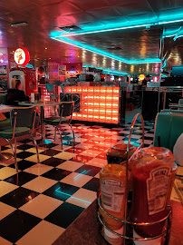 Atmosphère du Restaurant américain Tommy's Diner à Montauban - n°19