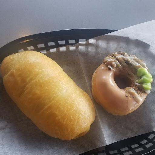 Donut Shop «Donut Licious», reviews and photos, 1535 Spring Cypress Rd, Spring, TX 77388, USA