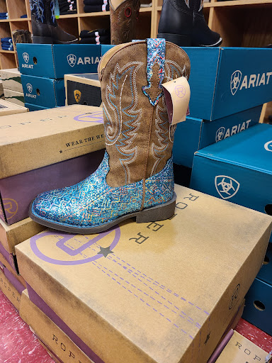 Tack Shop «Bedford Tack», reviews and photos, 148 Edd Joyce Rd, Bell Buckle, TN 37020, USA