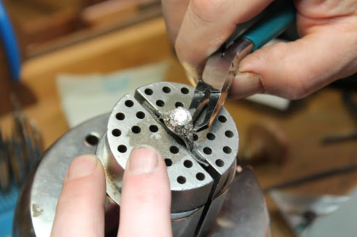 Jewelry Store «Sierra Moon Goldsmiths», reviews and photos, 107 Sacramento St, Auburn, CA 95603, USA