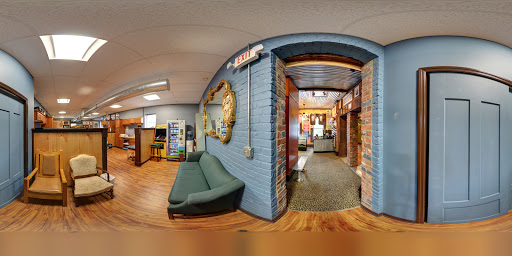 Tattoo and Piercing Shop «Bleed Blue Tattoo & Piercing», reviews and photos, 527 S Upper St, Lexington, KY 40508, USA