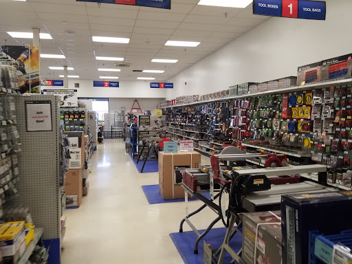 Hardware Store «Harbor Freight Tools», reviews and photos, 3333 W Henrietta Rd #400, Rochester, NY 14623, USA