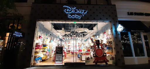 Shopping Mall «The Americana at Brand», reviews and photos, 889 Americana Way suite 330, Glendale, CA 91210, USA