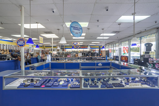 Pawn Shop «La Familia Pawn and Jewelry», reviews and photos, 2057 Americana Blvd, Orlando, FL 32839, USA