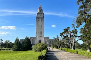 Louisiana State Capitol image