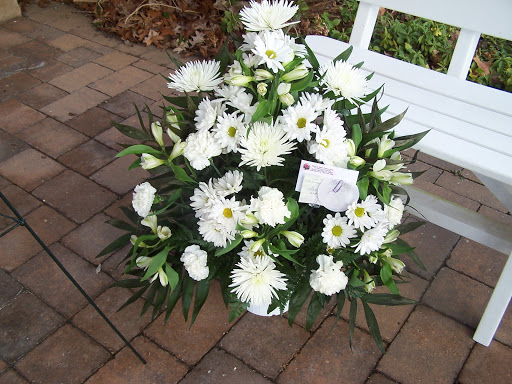 Florist «Heart To Heart Flower Shop», reviews and photos, 137 Fishing Creek Rd, Cape May, NJ 08204, USA