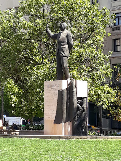 Monumento a Eduardo Frei Montalva