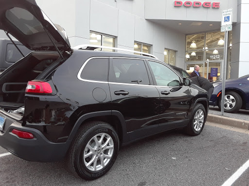 Car Dealer «Heritage Chrysler Dodge Jeep RAM Owings Mills», reviews and photos, 11212 Reisterstown Rd, Owings Mills, MD 21117, USA