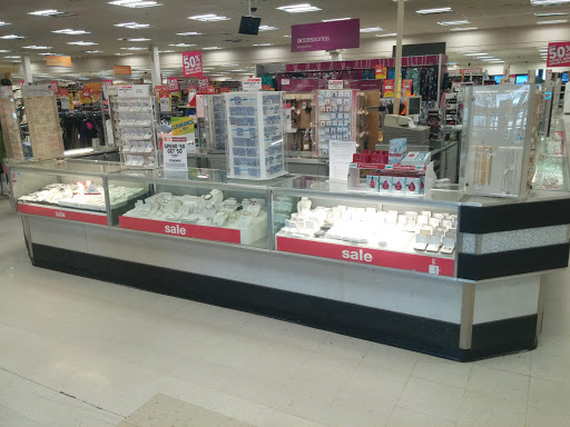 Discount Store «Kmart», reviews and photos, 301 College Square, Newark, DE 19711, USA