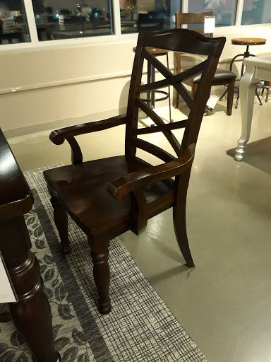 Furniture Store «Ashley HomeStore», reviews and photos, 1045 Crossroads Pkwy, Romeoville, IL 60446, USA