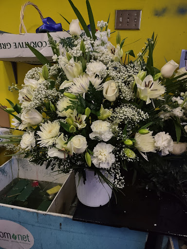 Florist «Flowers Vs Flowers», reviews and photos, 414 Main St, Paterson, NJ 07501, USA