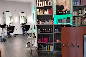 Silvia's Friseur- Team image