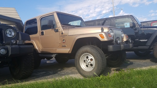 Used Car Dealer «Downing Auto Sales», reviews and photos, 4108 Fleur Dr, Des Moines, IA 50321, USA