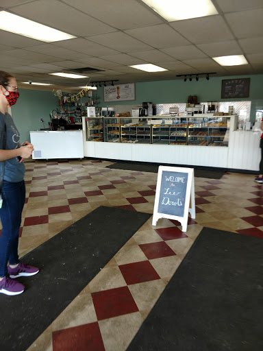 Donut Shop «Lee Donuts», reviews and photos, 124 Peterson Rd, Libertyville, IL 60048, USA
