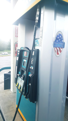 Gas Station «Highway 36 Valero», reviews and photos, 2381 GA-36, Jackson, GA 30233, USA