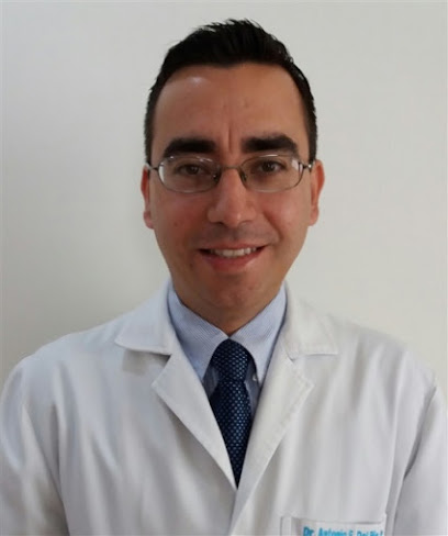 Dr. Antonio Felipe Del Río Prado, Endocrinólogo