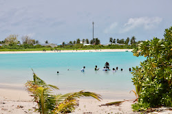Photo de Dhidhoo beach zone des équipements