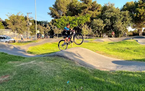 Pump track (פאמפטרק) named after the late Lerner education on cycling image