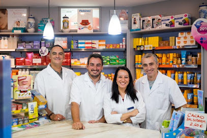 Información y opiniones sobre Farmacia San Felipe de Cádiz