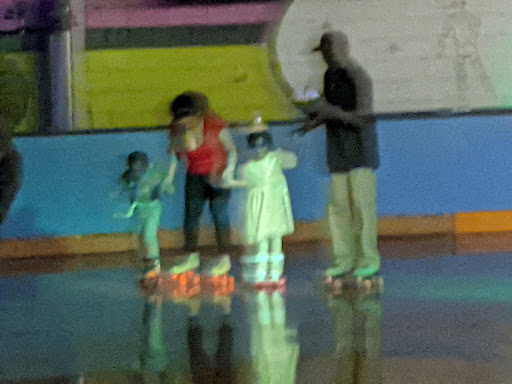 Sporting Goods Store «Hyde Park Roller Magic», reviews and photos, 4178 Albany Post Rd, Hyde Park, NY 12538, USA