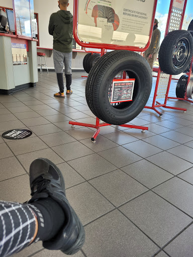 Tire Shop «Discount Tire Store - Grapevine, TX», reviews and photos, 2055 W State Hwy 114, Grapevine, TX 76051, USA