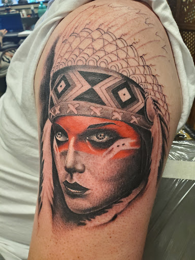 Tattoo Shop «Fat Cat Tattoo», reviews and photos, 460 CA-49, Sutter Creek, CA 95685, USA