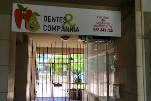 Dentes & Companhia image