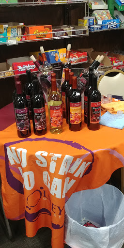 Liquor Store «Captain Kidds Liquors», reviews and photos, 5823 Deale Churchton Rd, Deale, MD 20751, USA