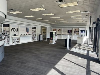 Cell Phone Store «Verizon», reviews and photos, 3625 Satellite Blvd, Duluth, GA 30096, USA