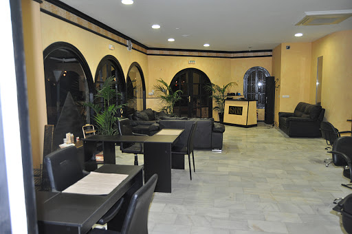 Oasis Hair & Beauty en Torre del Mar, Málaga