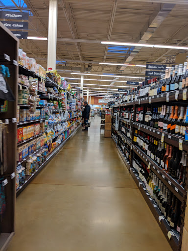 Grocery Store «Fresh Thyme Farmers Market- Lafayette», reviews and photos, 220 S Creasy Ln, Lafayette, IN 47905, USA