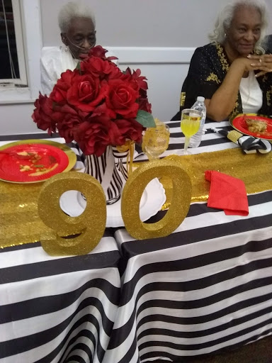 Golf Course «Highland Park Golf Course», reviews and photos, 3550 Green Rd, Highland Hills, OH 44122, USA