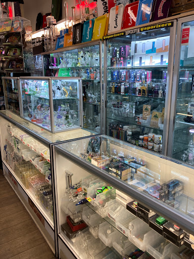 Tobacco Shop «Broadway Smoke Shop and Accessories», reviews and photos, 624 S Broadway, Los Angeles, CA 90014, USA