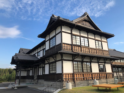 旧和歌山県議会議事堂