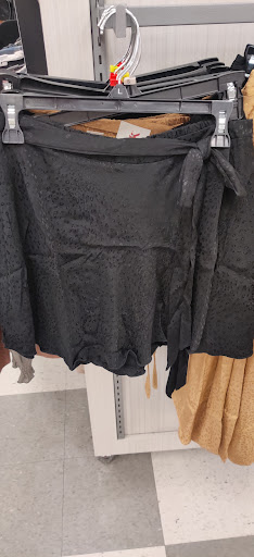 Department Store «T.J. Maxx», reviews and photos, 3 Merchants Row, Rutland, VT 05701, USA